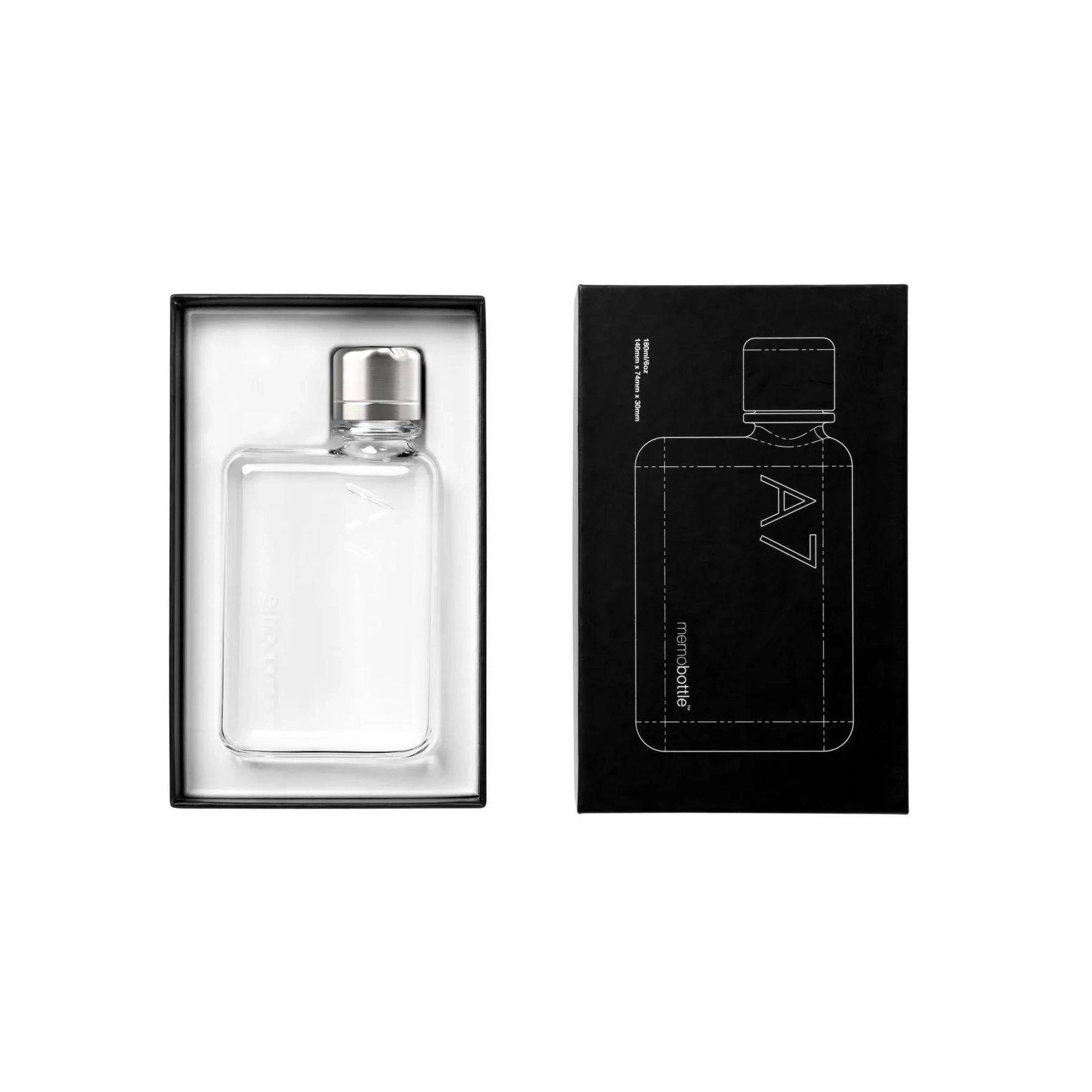 Memobottle A7 Platte Waterfles Transparant liggend in geopende verpakking.