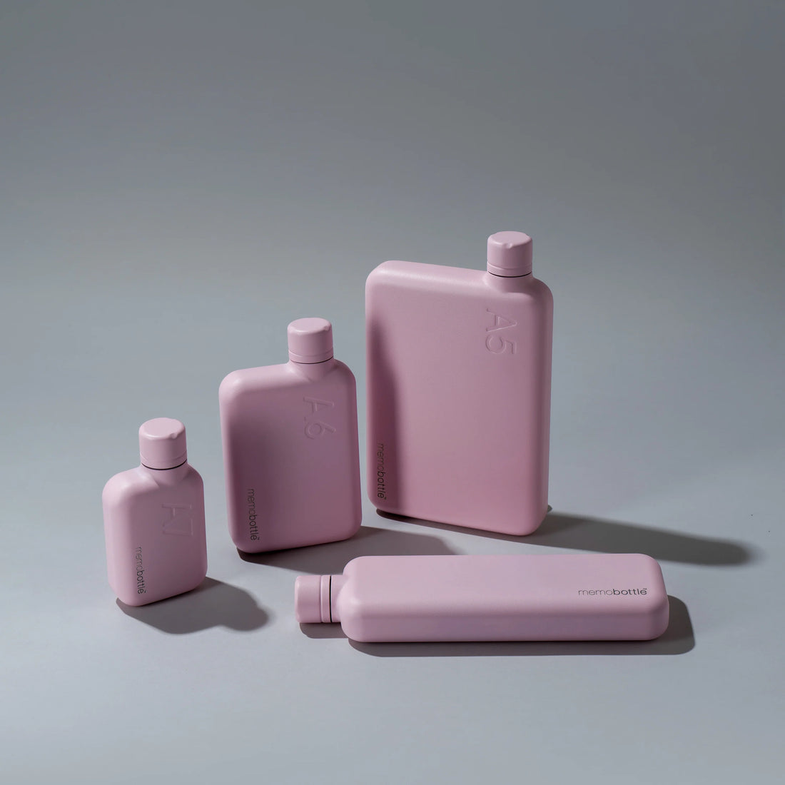 Memobottle Waterfles Steel Roze - vooraanzicht met witte achtergrond.