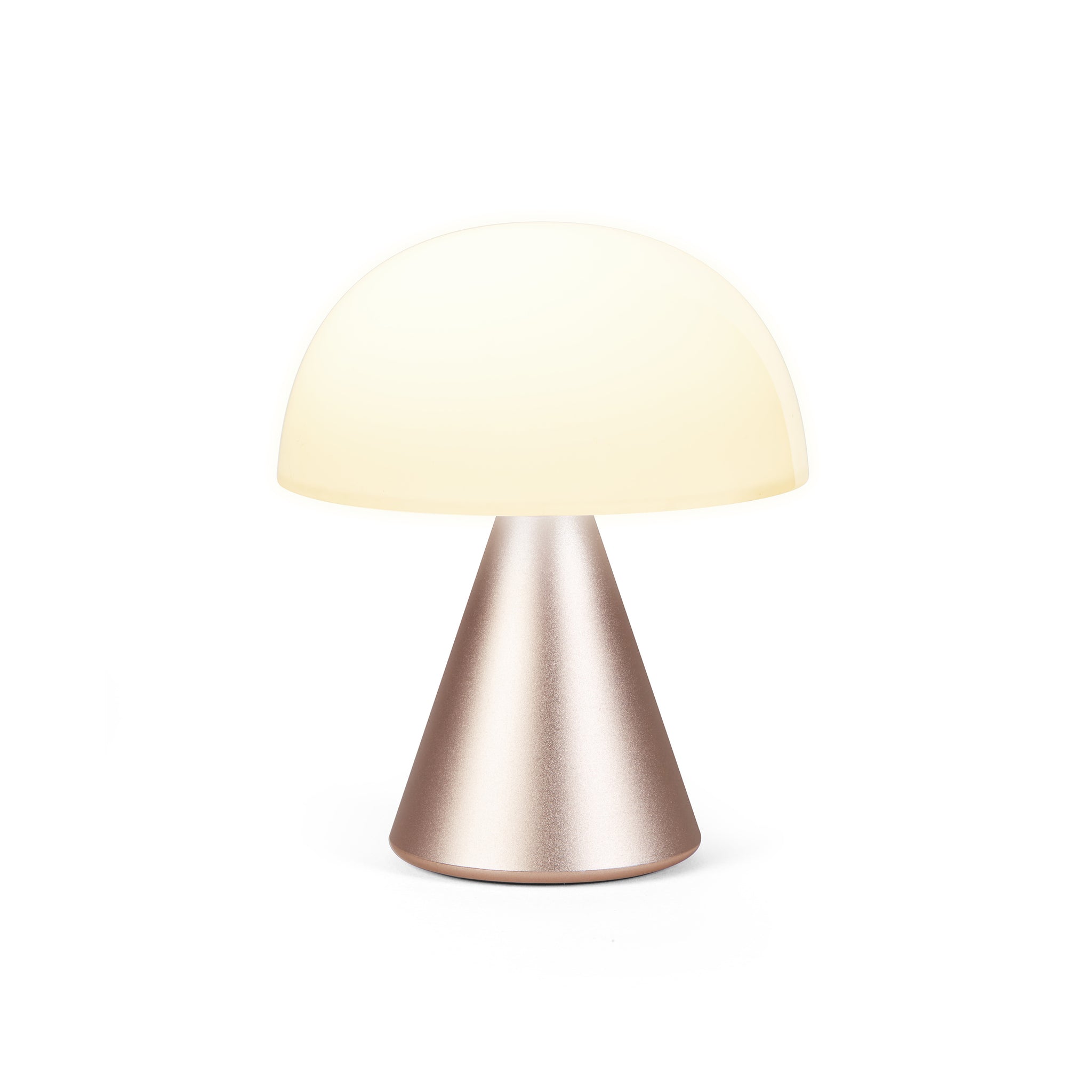 Lexon Mina Goud│Oplaadbare LED-Lamp│art. LH64MD│vooraanzicht met warm licht aan