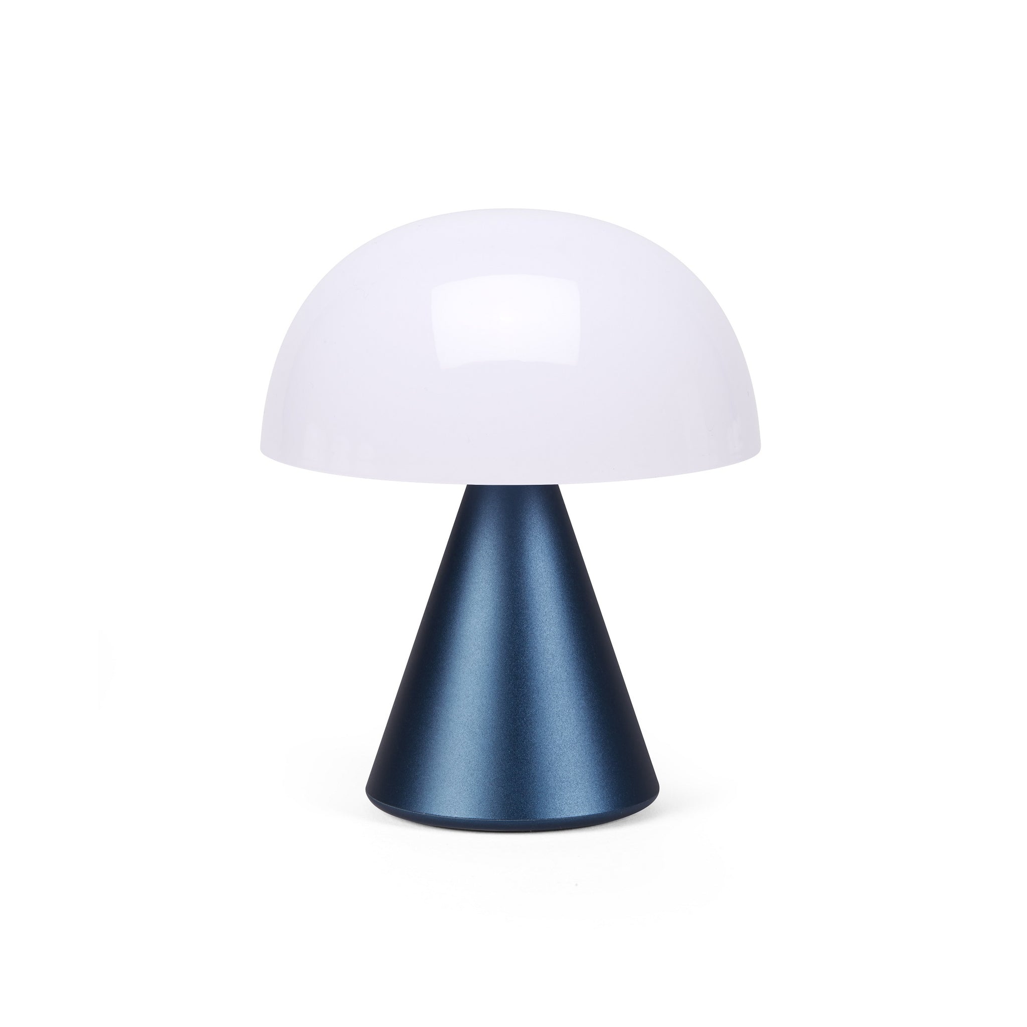 Lexon Mina Medium Donkerblauw│Oplaadbare LED-lamp│art. LH64MDB│licht uit met witte achtergrond