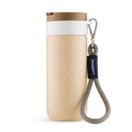 Dopper  Wrist Cord White & Sandy Black in combinatie met Travel Mug 400ml Earthy Brown