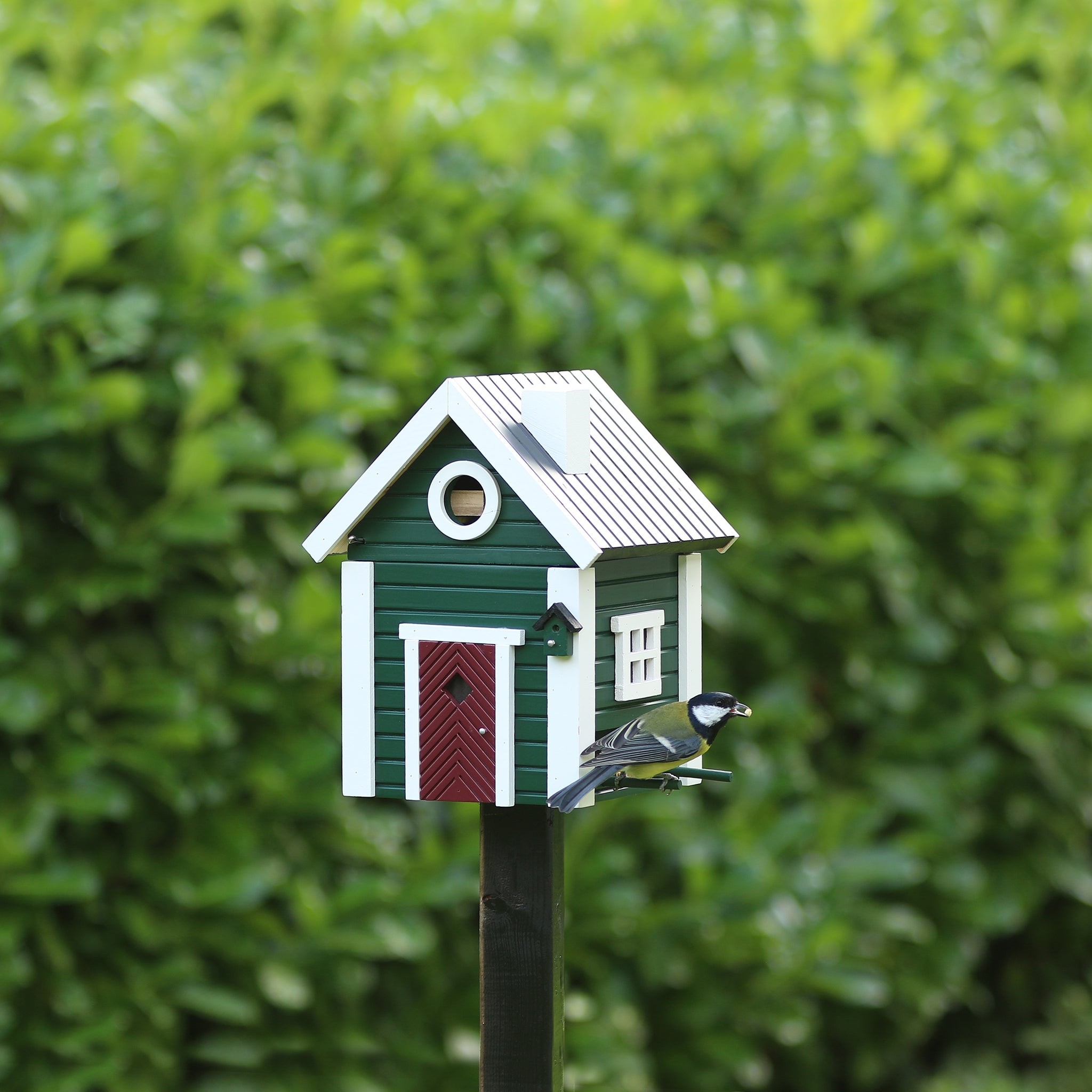 Multiholk Green Cottage Wildlife Garden│art. WG107│op metalen paal met koolmeesje op stokje
