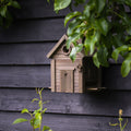 Multiholk Green Umber Wildlife Garden│Vogelhuis│art. WG1126│tegen houten schuurtje