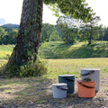 Opbergemmer Omnioutil large Grijs│Hachiman│art. 235804│diverse maten en kleuren naast boom