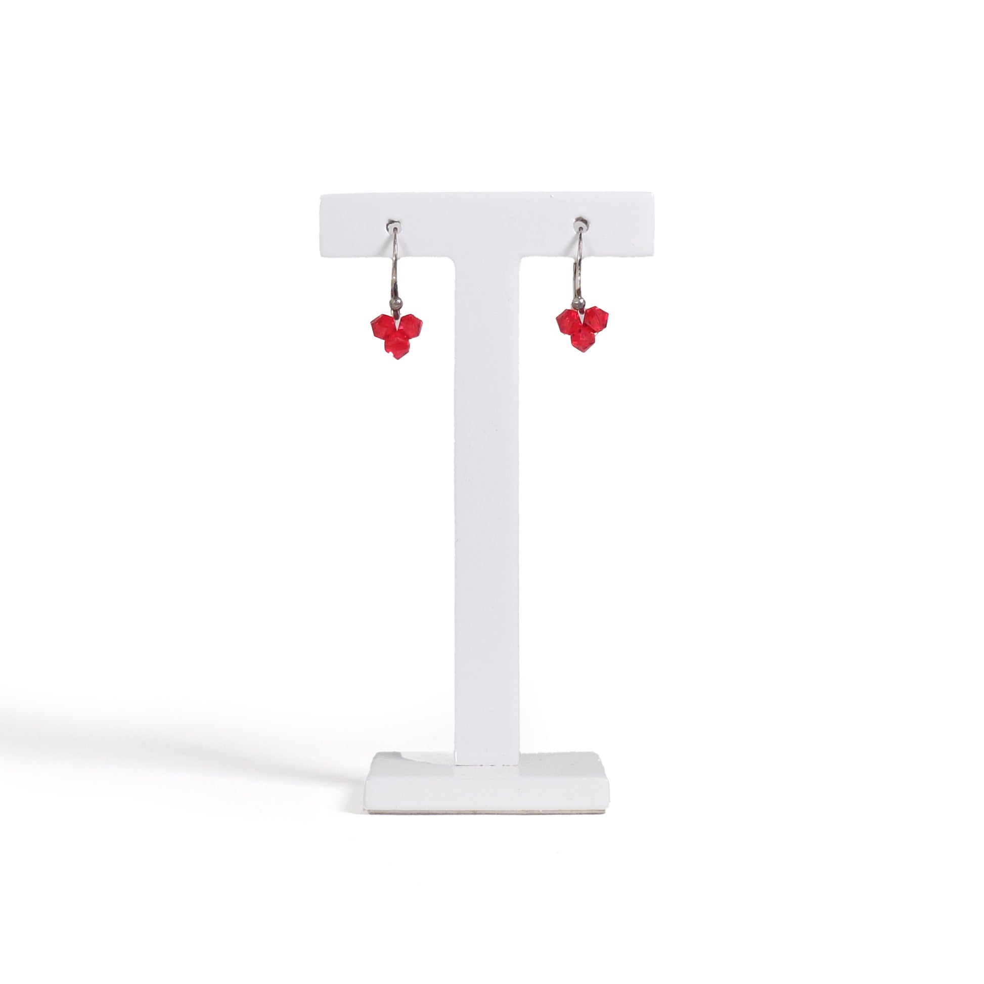 Swarowski Oorbellen Rood o3│Hester Zagtvooraanzicht op houder