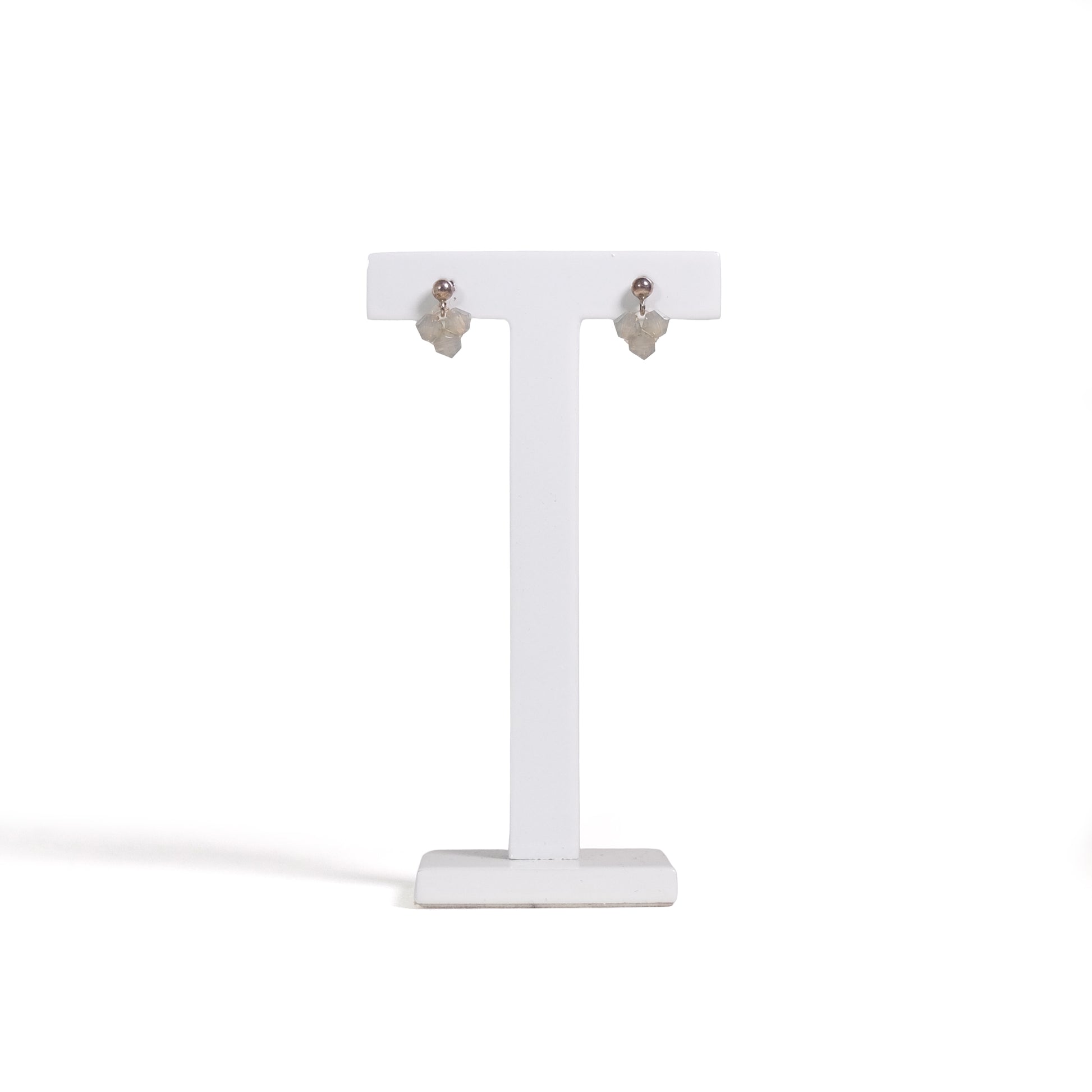 Swarowski Oorbellen Smoky o3│Hester Zagt│vooraanzicht op houder