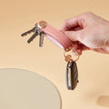 Orbitkey Gift Set Sleutelhouder Cotton Candy+ Ring V2│art. GLT2-CCT-201│in hand met autosleutel