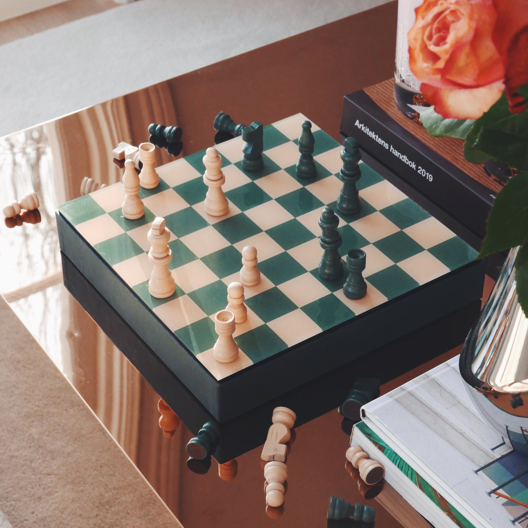 Classic Chess Schaakspel│Printworks│art. PW00339│uit doos op salontafel