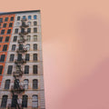 Memoblok Paperscraper Townhouse Soho│Seltmann Publishers│detail zijkant met brandtrap