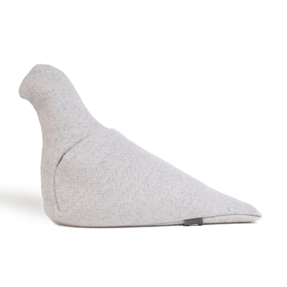 Pigeon Service Nr.33 Christien Meindertsma│Stoffen Duif│zijaanzicht