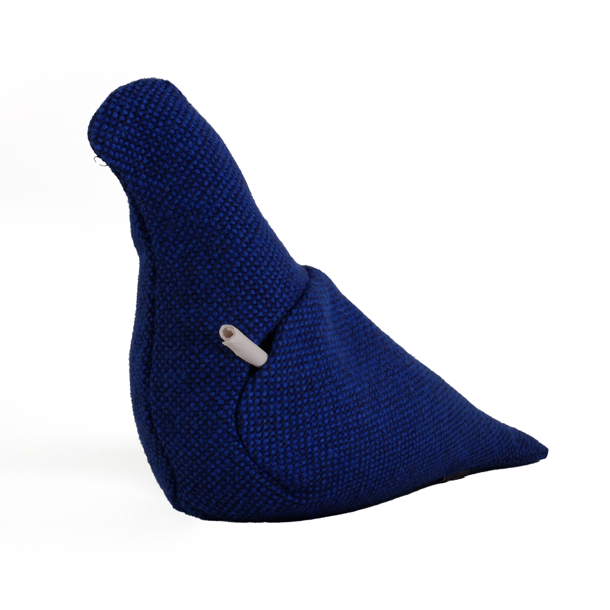 Pigeon Service stoffen duif nr.18 in kobalt met donkerblauw, vooraanzicht met briefje onder de vleugel