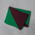 Plaid Gebreid Katoen Groen-Bruin Suite702│opgevouwen met witte achtergrond│art. CKP130GRCHopgevouwen op grijs laken