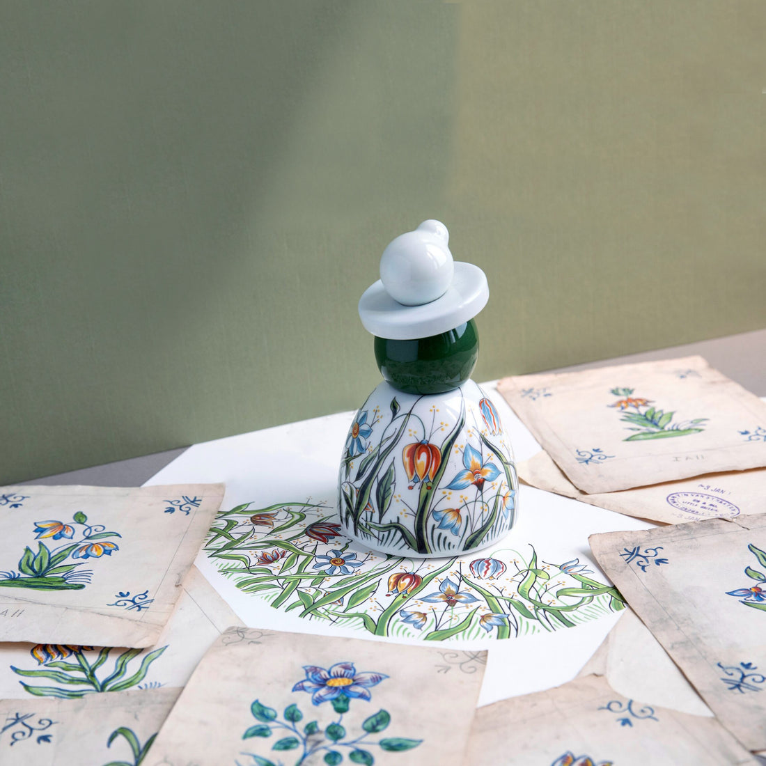 Proud Mary Wild Flower│Royal Delft│Porceleyne Fles│art. 46611000│voorkant met witte achtergrond