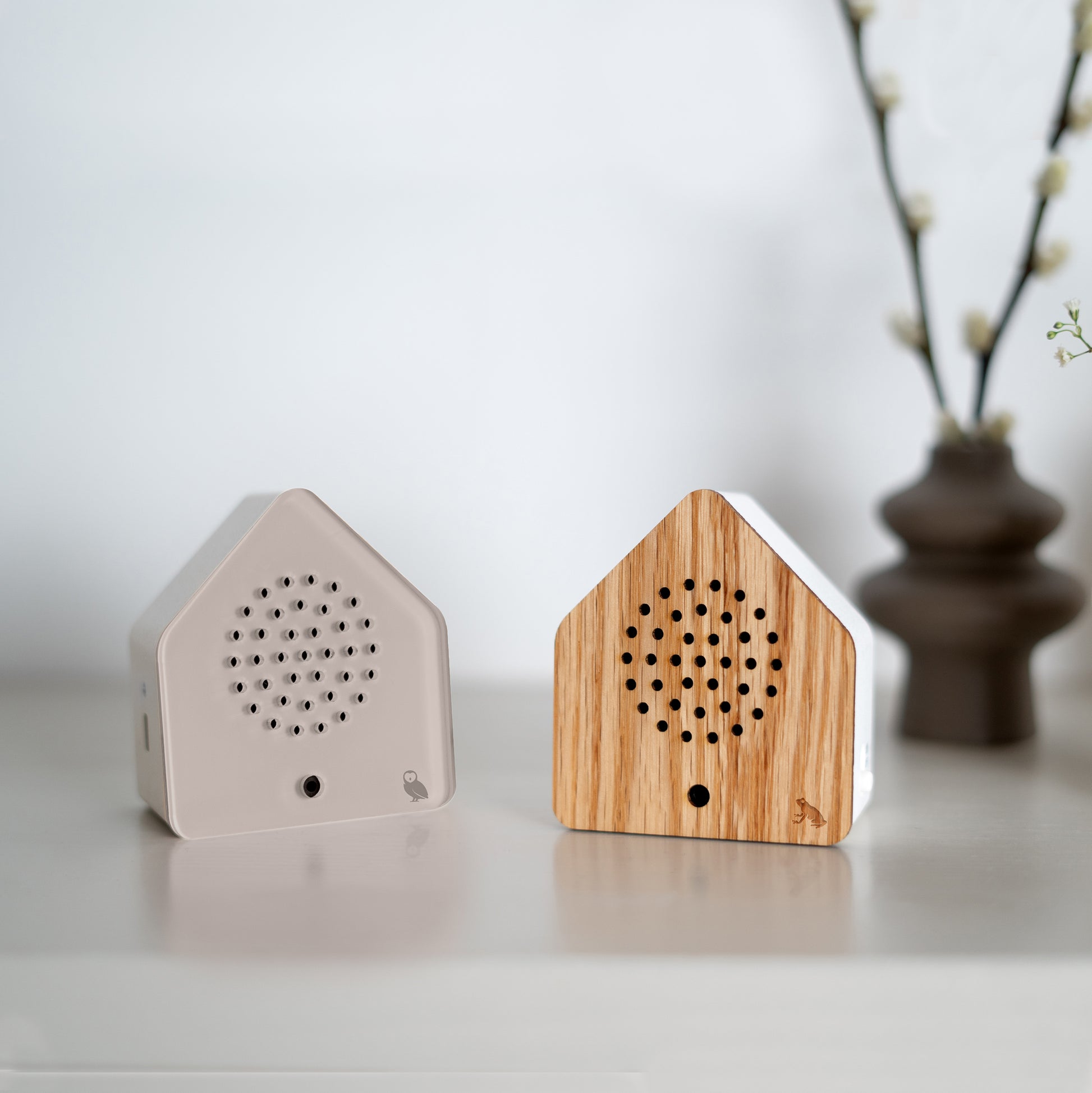 Satellitebox Bosuil Classic│Relaxound│art. 11STO0101001│met Frog versie eiken op kastje