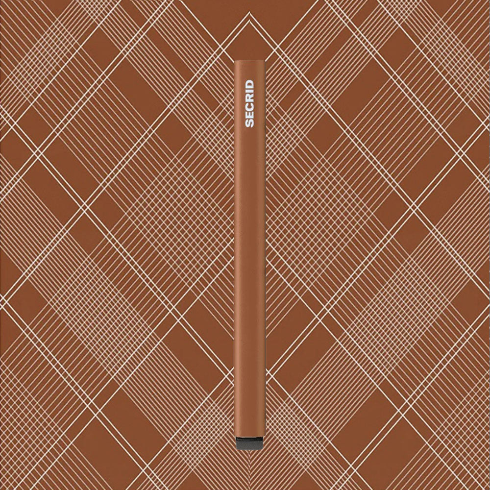 Secrid Cardprotector Laser│art. CLA-TARTAN RUST│Pasjeshouder aluminium│zijkant met motief op achtergrond