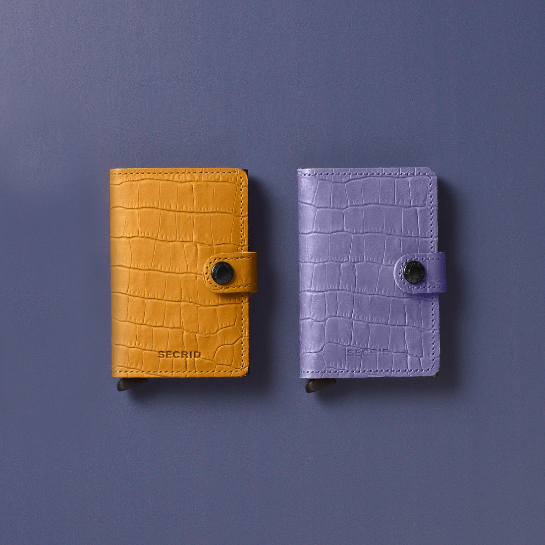 Secrid Miniwallet Cleo│art. MCL-LAVENDER│Pasjeshouder│voorkant met witte achtergrond