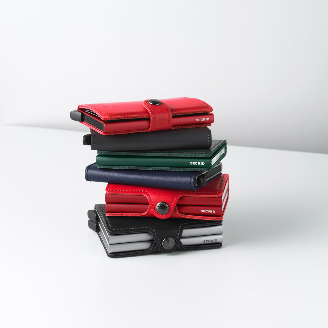 Secrid Slimwallet Original│art. SO-GREEN│Pasjeshouder│voorkant met witte achtergrond
