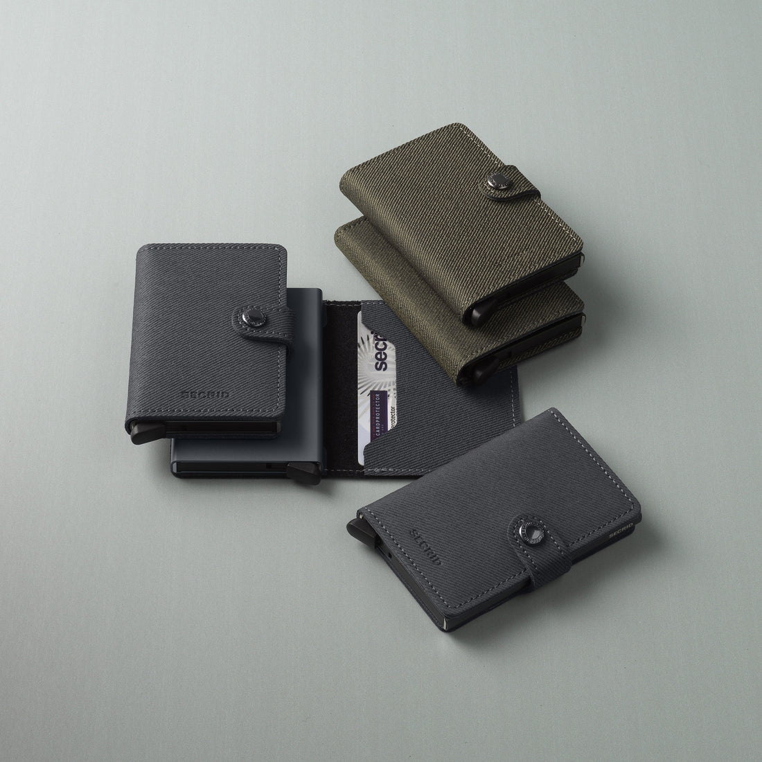 Secrid Slimwallet Twist│art. STW-GREY│Pasjeshouder│voorkant met witte achtergrond