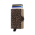 Secrid Twinwallet Leo│art. TLE-BEIGE│pasjeshouder│voorkant met uitgeschoven pasjes en clip