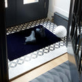 Chilewich Shag Deurmat 46x71 Solid Black│art. 200138-001│in hal op tegelvloer