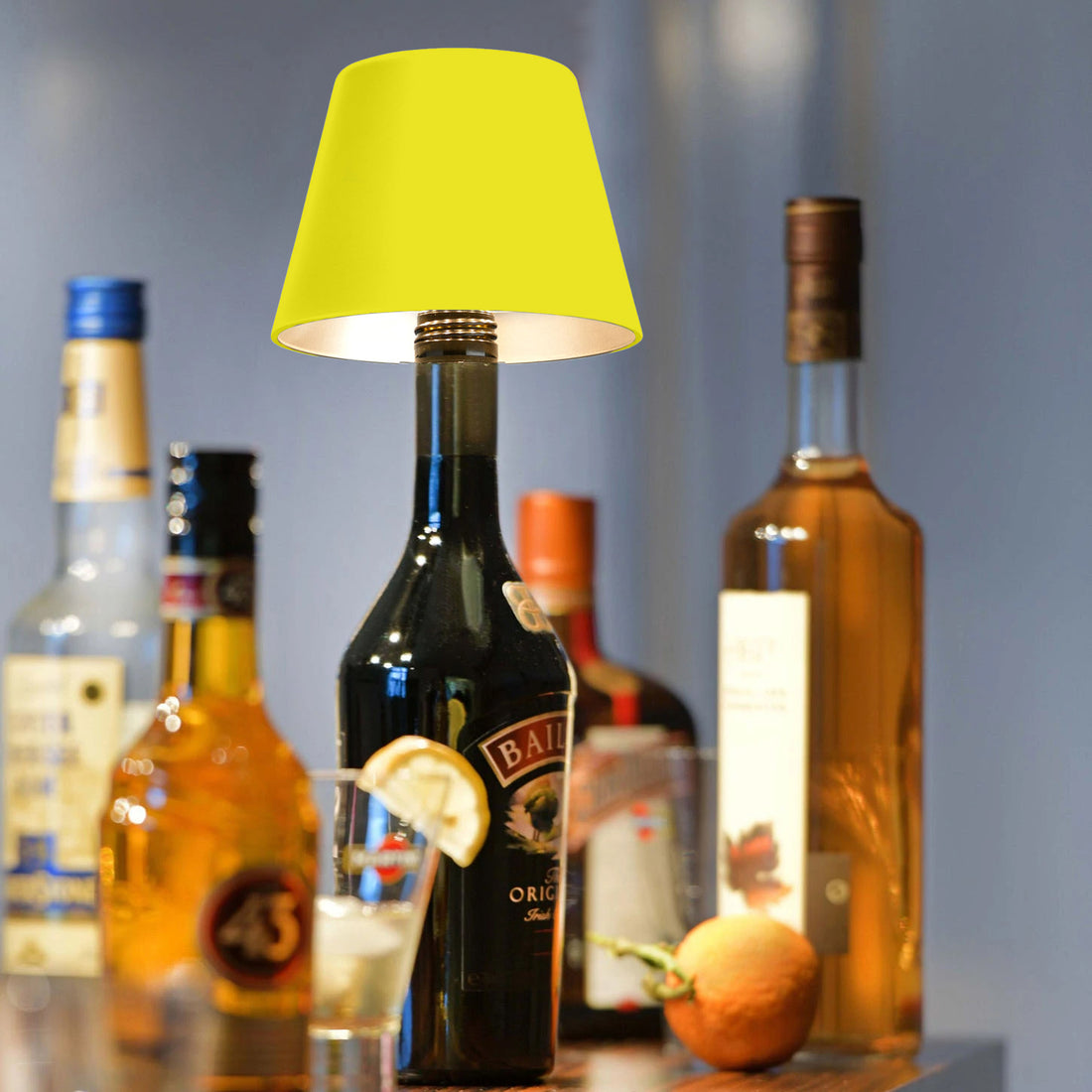 Sompex Top 2.0 Neon Geel│Oplaadbare Flessenlamp│art.72538│vooraanzicht met witte achtergrond