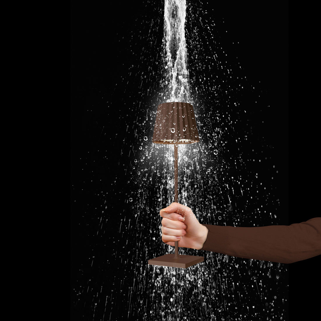 Sompex Troll 2.0 Roestbruin│Oplaadbare Tafellamp│Buitenverlichting│art. 78173│voorkant met witte achtergrond
