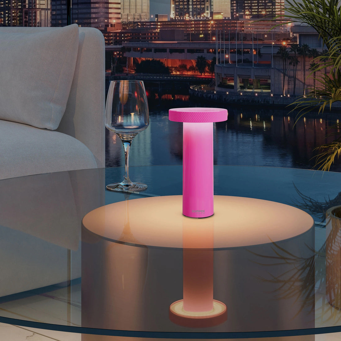 Sompex Volume Oplaadbare Tafellamp Neon Pink│art. 78538│vooraanzicht met witte achtergrond