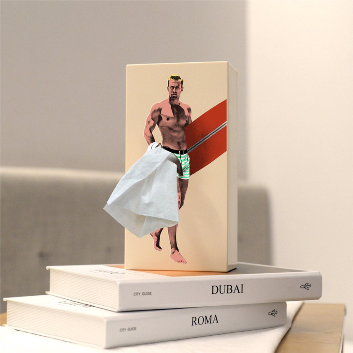 Tissue Up Boy Beige│Tisuebox│art. TG006DU│op stapel boeken