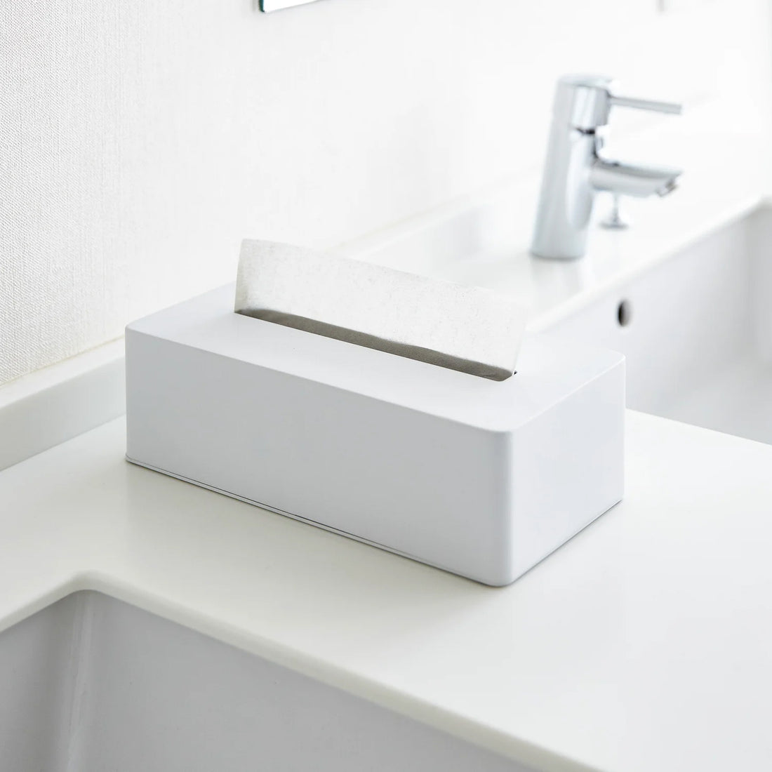 Tower Tissuebox Staal Zwart│Yamazaki│art. 04216│vooraanzicht schuin