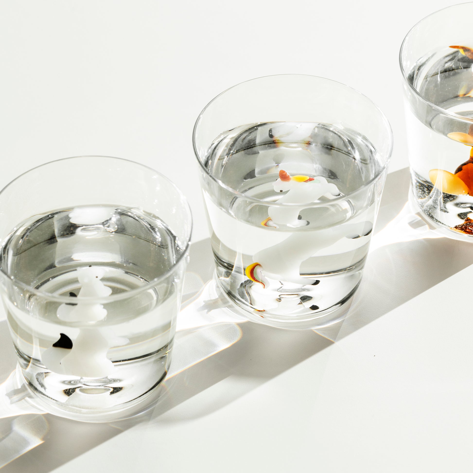 Tumbler Unicorn│Ichendorf Milano│art. 352.096.08│bovenaanzicht gevuld met water