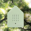 Zwitscherbox Classic Sage│art. 11ZBX0101019│met bomen op achtergrond