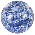 De Schiffmacher Royal Blue Tattoo collectie is een unieke samenwerking tussen tattoo artist Henk Schiffmacher en Royal Delft - Porcelyne Fles. Prachtige objecten zoals vazen, borden en tegels, waarbij de werelden en de tradities van beide ambachten samenkomen. Rijk aan historie, cultuur, traditie en symboliek.