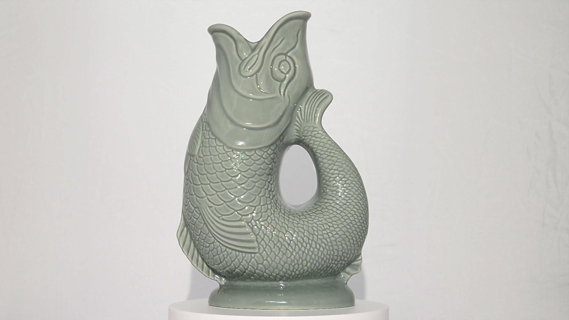 Gluckigluck Waterkaraf│Sage Groen│Guggle Jug│art. G31155/SAGE/W│video ronddraaiende kan