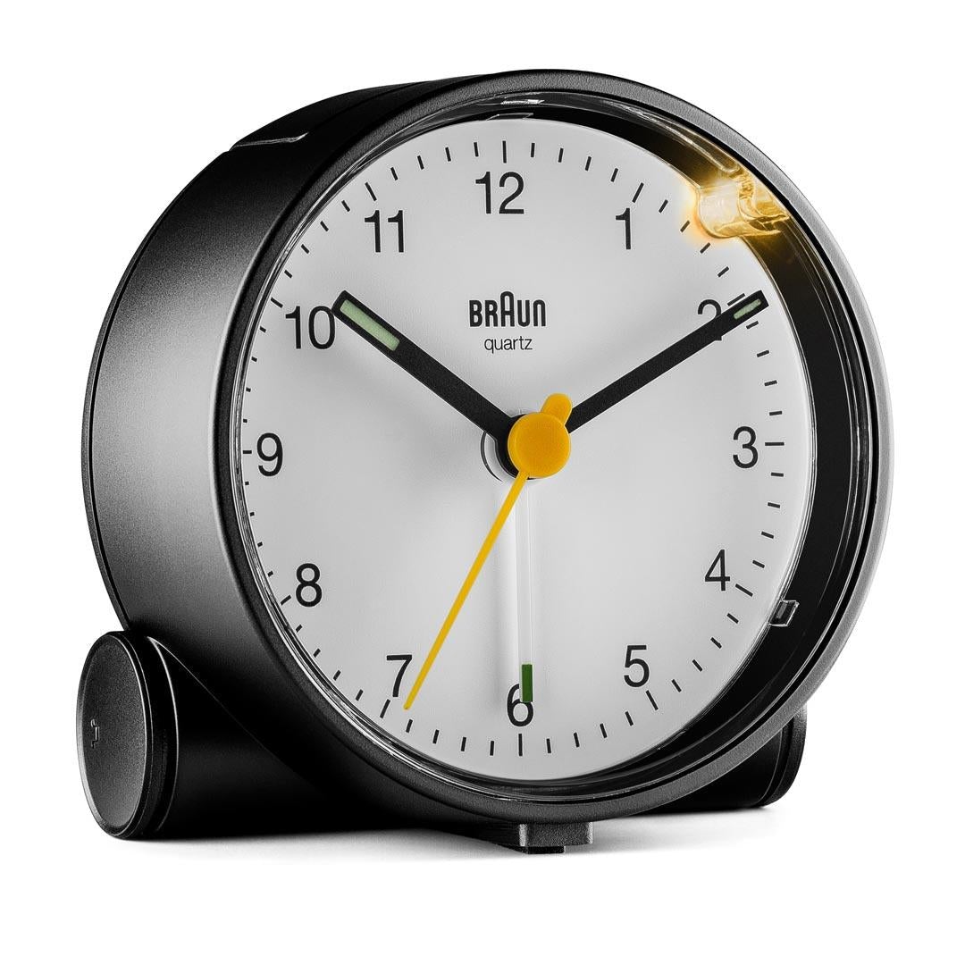 Braun Wekker Analoog BC01BW│Zwart&Wit│foto voorkant schuin met witte achtergrond