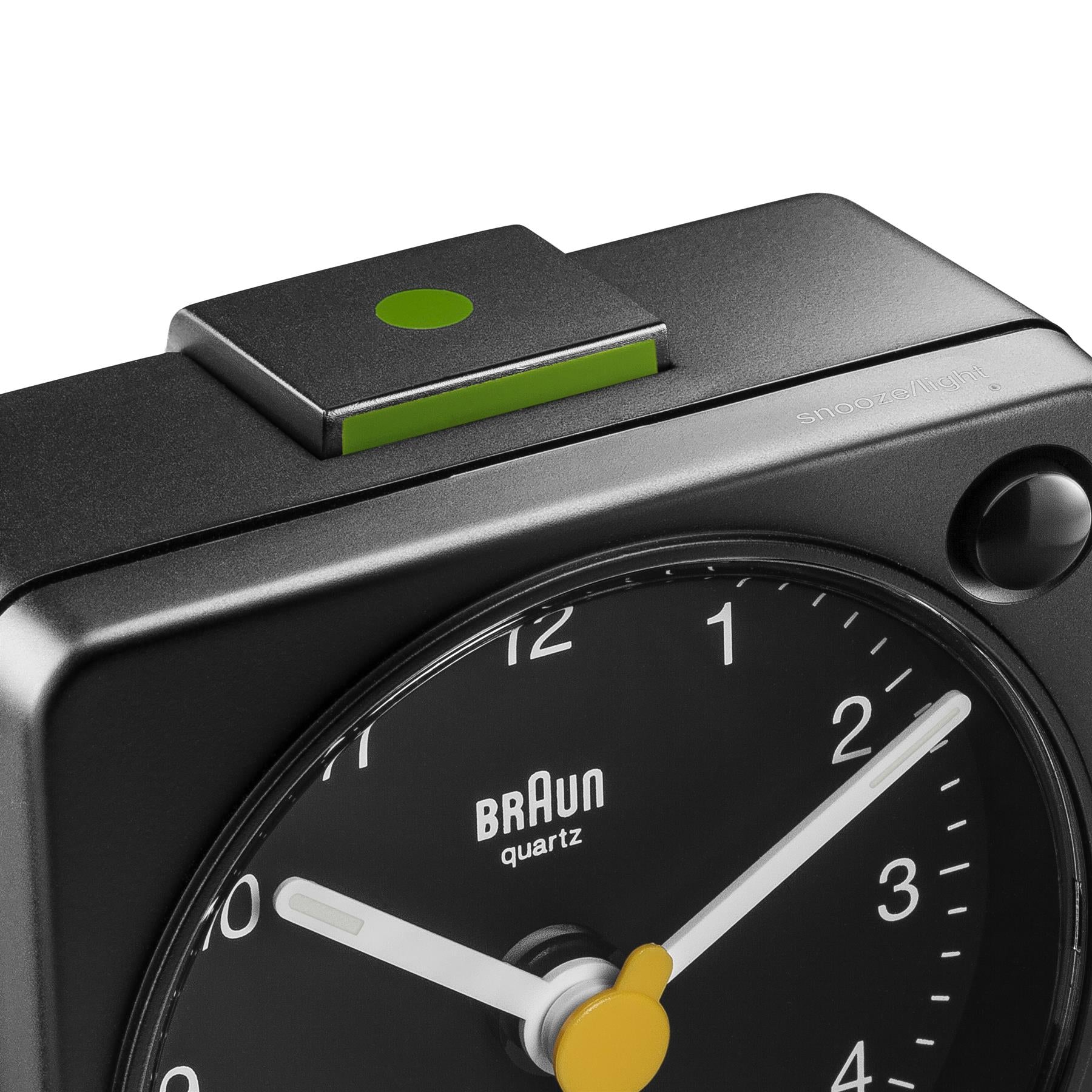 Braun Wekker Analoog BC02B│Zwart│Reiswekker│detail alarm knop