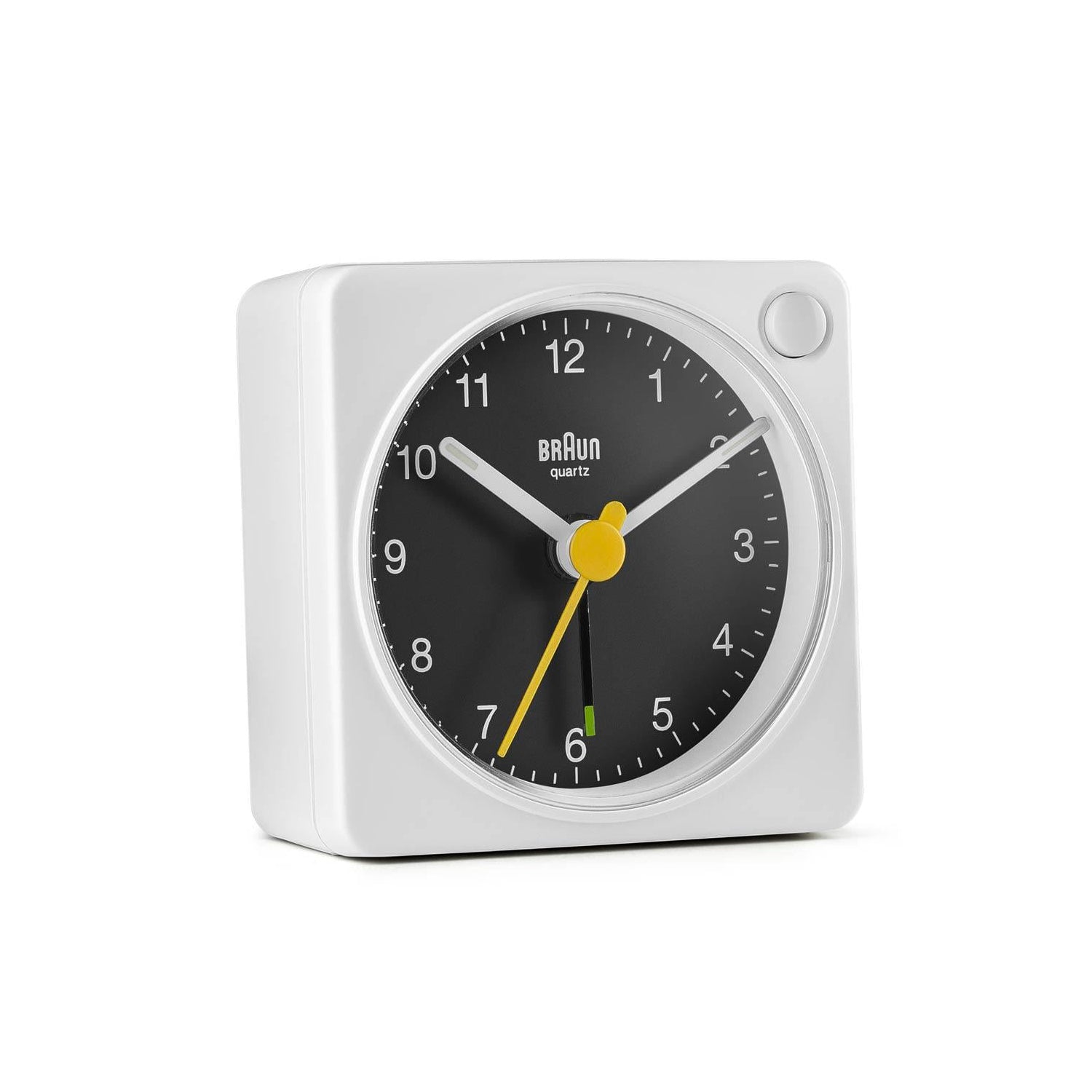 Braun Wekker Analoog BC02WB│Wit&Zwart│Reiswekker│voorkant schuin met witte achtergrond