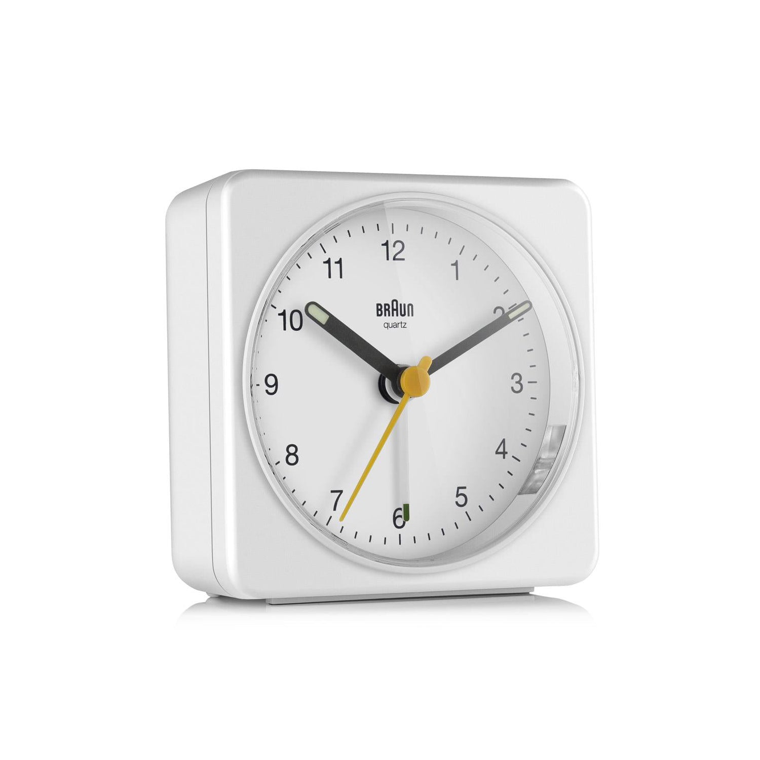 Braun Wekker Analoog BC03W│Wit│foto voorkant met witte achtergrond