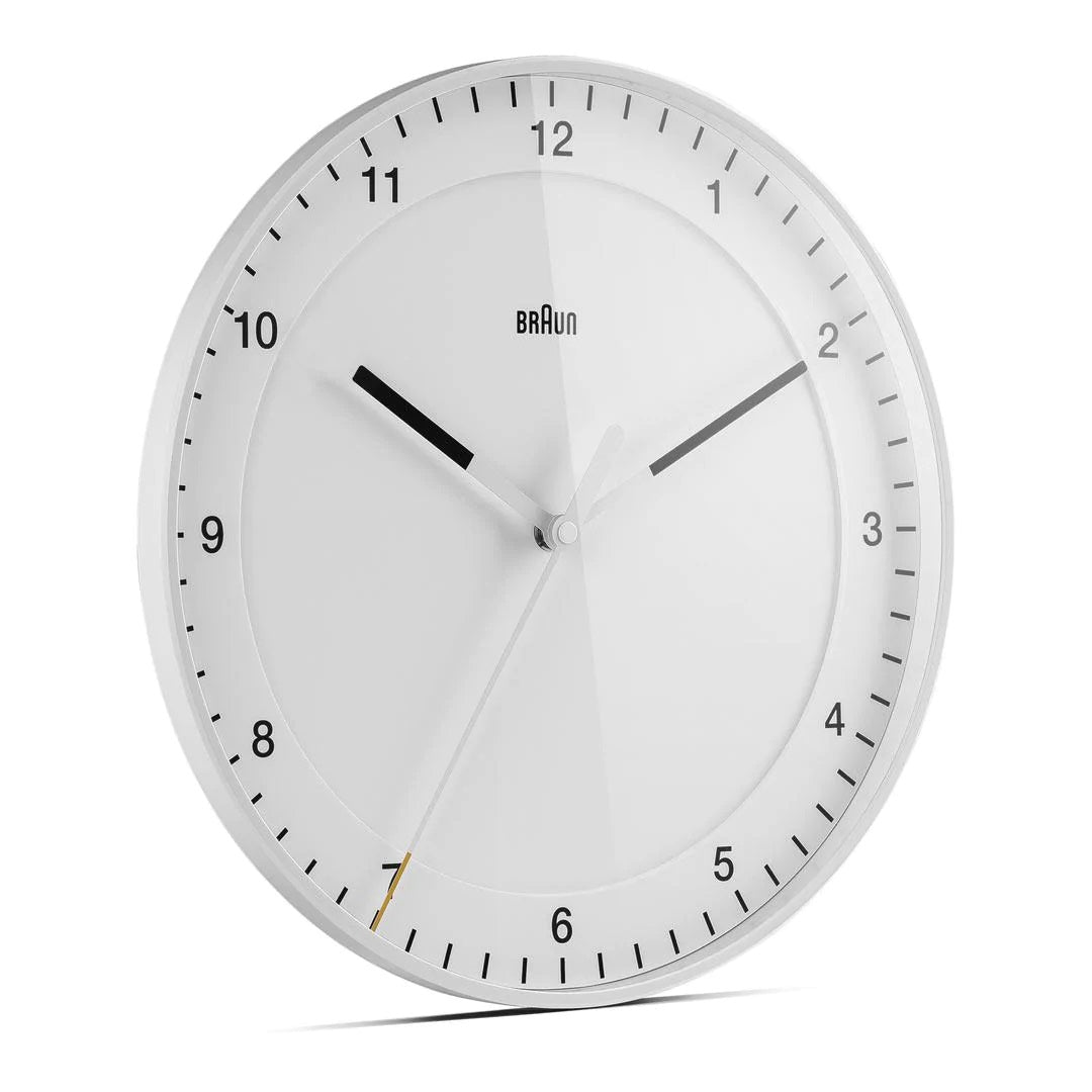 Braun Wandklok BC17W Analoog│Wit│voorkant schuin links