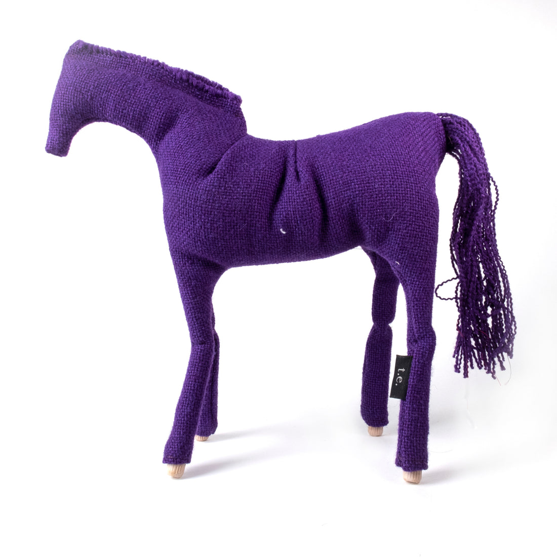 Gelderlander 05 Christien Meindertsma│Thomas Eyck│Stoffen Paard│product foto zijaanzicht