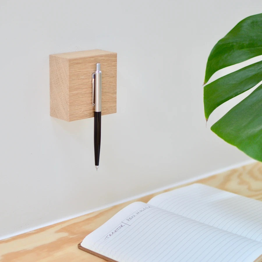 Traktor Magnetisch Wandblok Eiken│Kabinet van Look│voorkant schuin rechts met sleutels