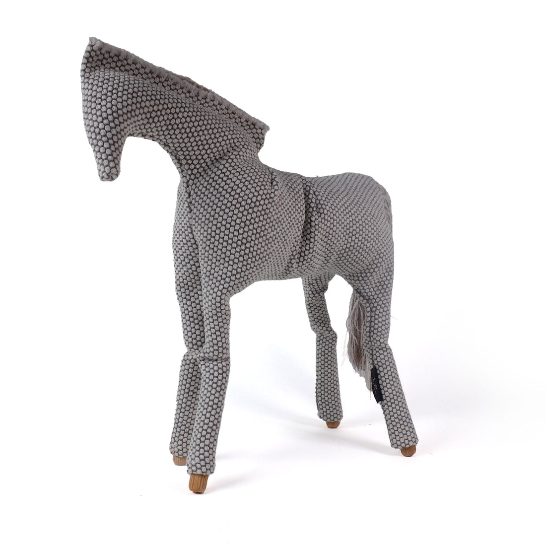 Gelderlander 07 Christien Meindertsma│Thomas Eyck│Stoffen Paard│product foto zijaanzicht