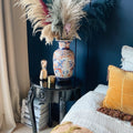 Humble One Smart Oplaadbare Tafellamp│Slimme Verlichting│art. HUMTLS0106│op barok tafeltje naast bed