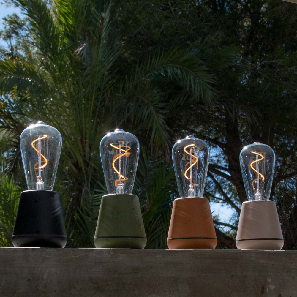 Humble One Outdoor Oplaadbare Tafellamp Moss│Buitenverlichting│art. HUMTL00117│groep diverse kleuren 