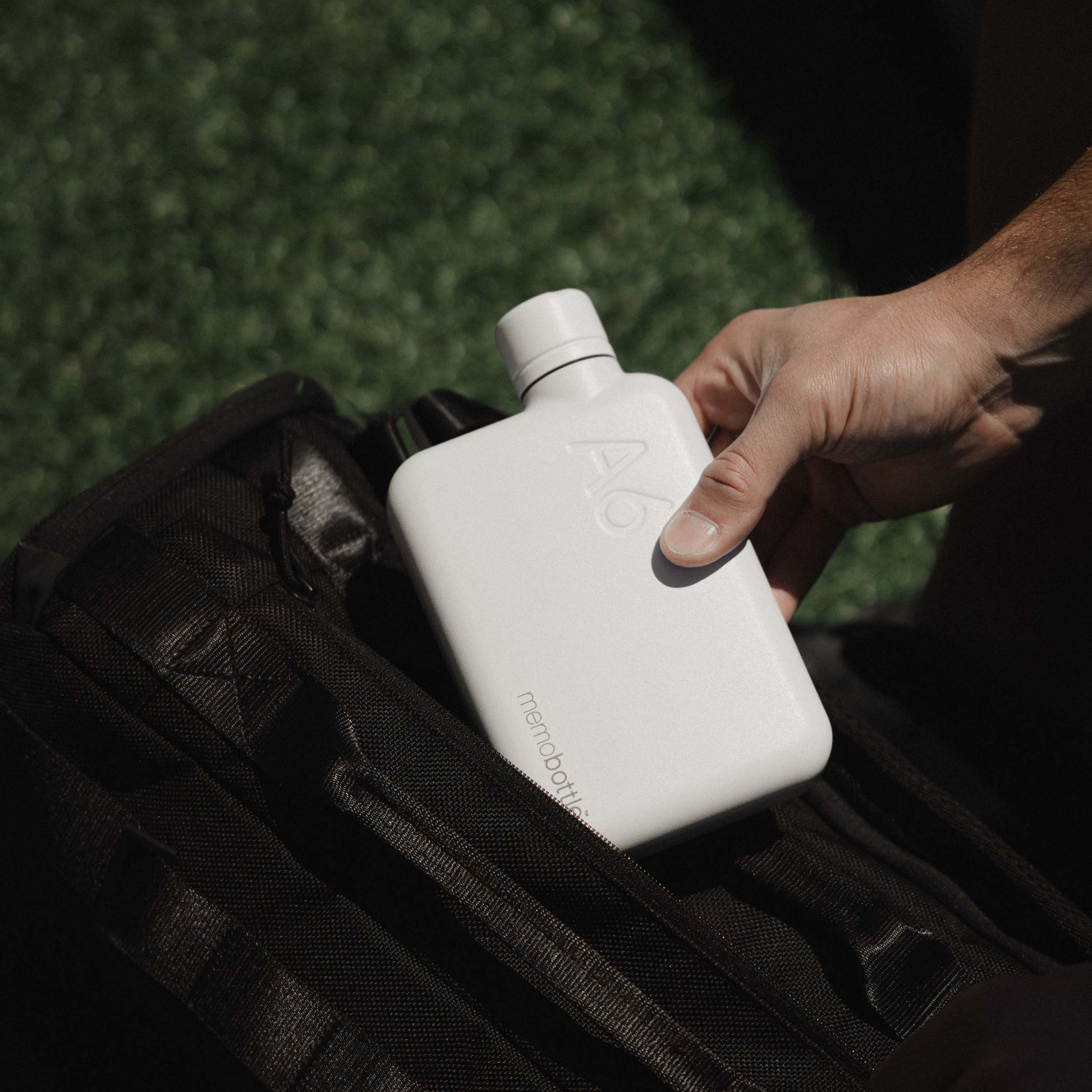 Memobottle Stainless Staal A6 Wit│Drinkfles│foto met tas