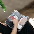 Orbitkey Nest Portable Organizer│Ash Grey│lefestyle foto geopend met accessoires
