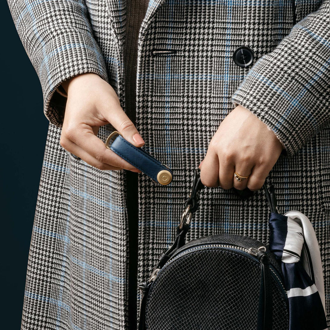Key Organizer Orbitkey│Saffiano leather Oxford Navy│SFLO-2-NVNVYG│Sleutelhanger leer met uitgevouwen sleutels