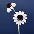 Paper Flowers Winter│Jorine Oosterhoff│Papieren Bloemen│foto blauwe achtergrond