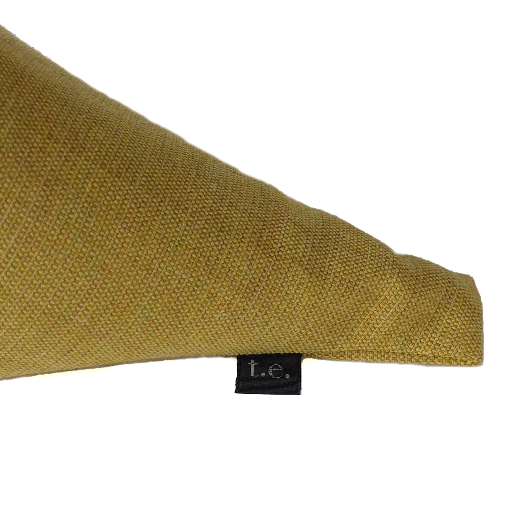 Pigeon Service Coloured│Kvadrat 446│Christien Meindertsma│detail foto label T.E.