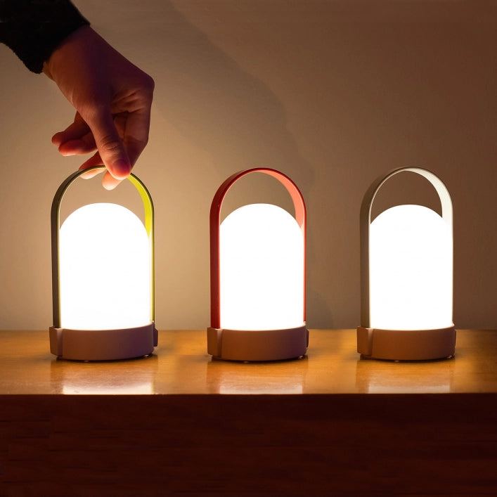 Little Uri Oplaadbare Buitenlamp│Set van 3│Remember│art. Lu 30│set op dressoir met verlichting aan