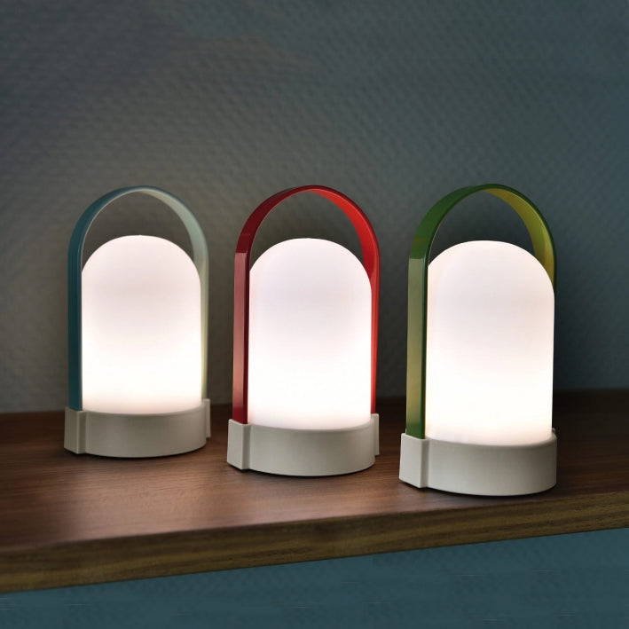 Little Uri Oplaadbare Buitenlamp│Set van 3│Remember│art. Lu 30│set op houten plank met verlichting aan
